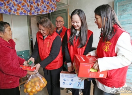 娄底市志愿服务联合会梅山分会“圆梦微心愿”情满向红社区