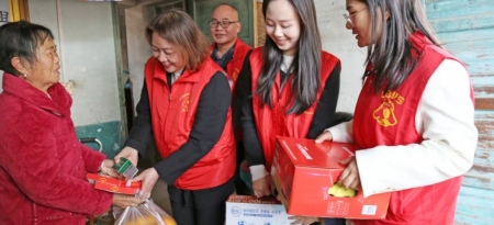 娄底市志愿服务联合会梅山分会“圆梦微心愿”情满向红社区