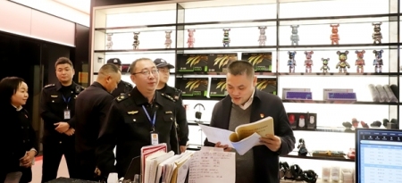 深夜亮剑，共护“未”来：冷水江市检察院联合多部门持续开展涉未场所清查工作