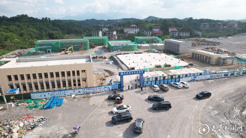 (涟源市白马灌区现代化改造及融合发展项目施工现场)