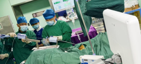 尖端医术勇破禁区 微创技术重启“心门”