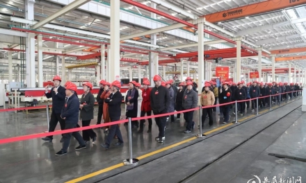 融媒报道丨娄底市政协委员巡礼重大项目   感知“材料谷”脉动与民生温度