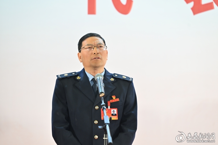 张祖德代表 刘新山 摄