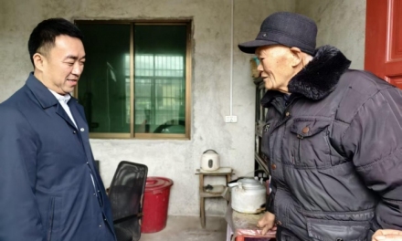 娄底市科技局赴涟源市古塘乡良院村开展春节慰问