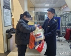 车站爱心举措 为返岗旅客“兜”住乡愁