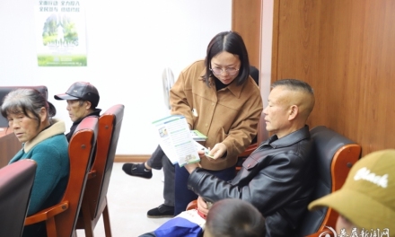 健康科普双管齐下！娄底疾控宣传进社区入校园