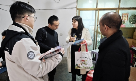 为“奔跑者”护航丨娄底市人社局举办第十二届“12333统一咨询日”活动