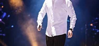 从娄底到米兰，他唱响《大地之歌》