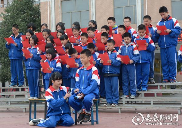 涟源市三一学校举行七年级集体朗诵比赛