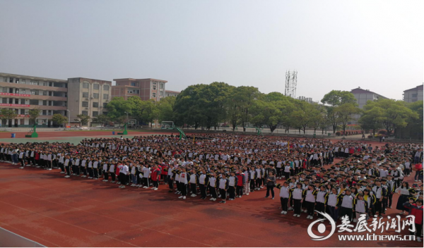 安全防范意识和自我防护能力,4月2日,娄底市第一职业中学组织开展了"