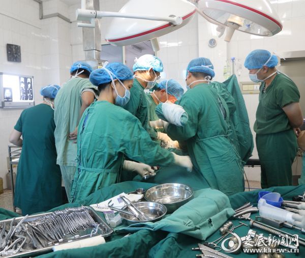 娄底市第二人民医院成功施治四名高龄髋部骨折患者