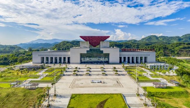 红河州:开启自贸新时代 构筑发展新高地