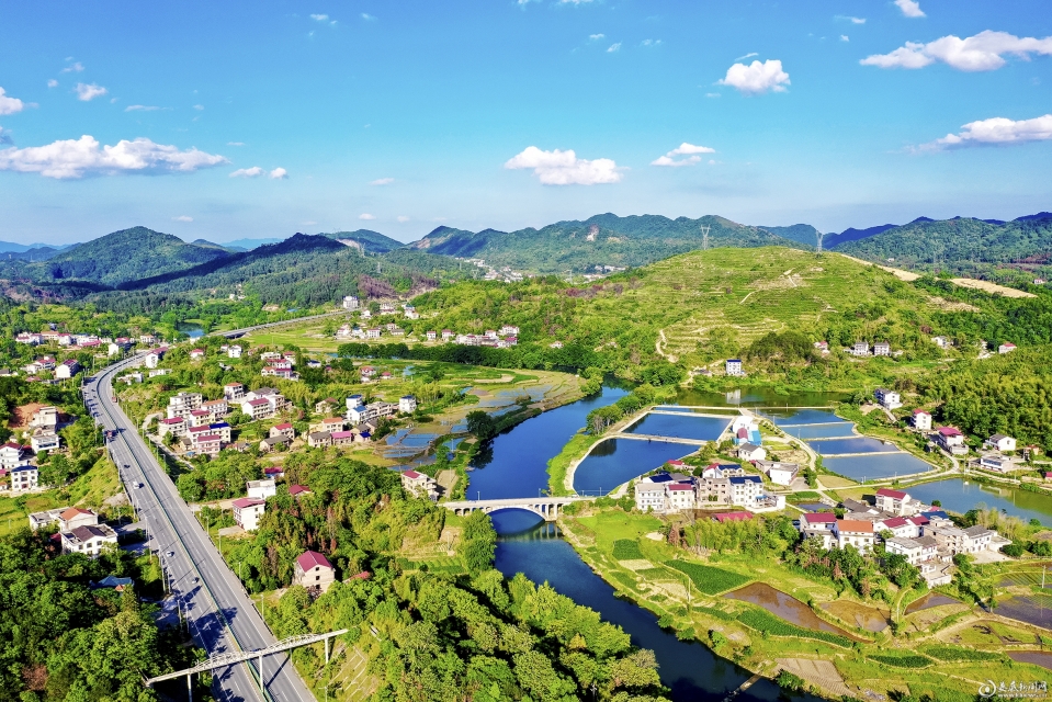 水笑山欢人怡情 ——娄底市美丽乡村建设掠影_娄底新闻网