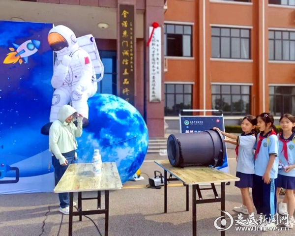content_6a215be855664_compress1
