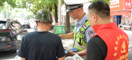 娄底：“上路行动”进行时 向“乱骑行”说不 