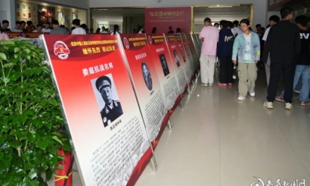 铭记抗战历史  赓续爱国薪火  娄底市纪念抗战胜利81周年主题展览在娄底一中开展