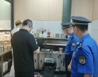 娄底城管开展城区餐饮门店油烟专项整治