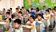 “老师，您明天还来吗？”