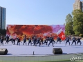 红旗一扛，花棍一甩！冷水江广场舞“红军”舞出精气神