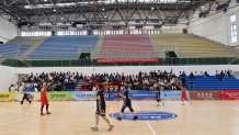 “篮”不住的热情——娄底技师学院协办全国中老年篮球邀请赛侧记